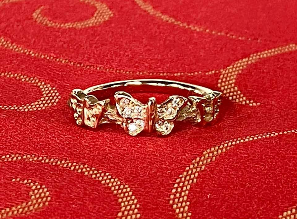 Thumbnail: Butterfly ring 14k yellow gold/diamond