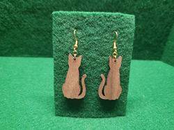 Cat Earrings Walnut