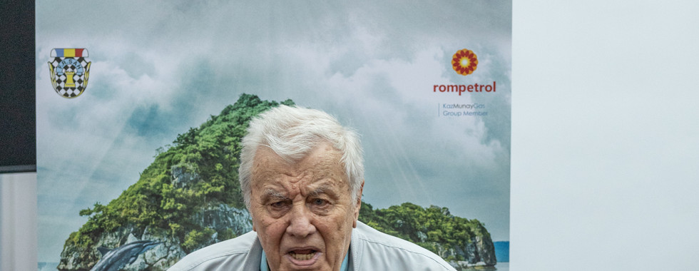 festivitate de premiere turneu de sah navodari open