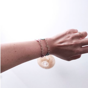 bracelet cordon coloré avec message bonjour amour