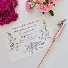 Karte mit Jane Austen Zitat mit Kalligraphie und Blume und Blatt flourishing | Card with Jane Austen quote with calligraphy and flower and leaf flourishing