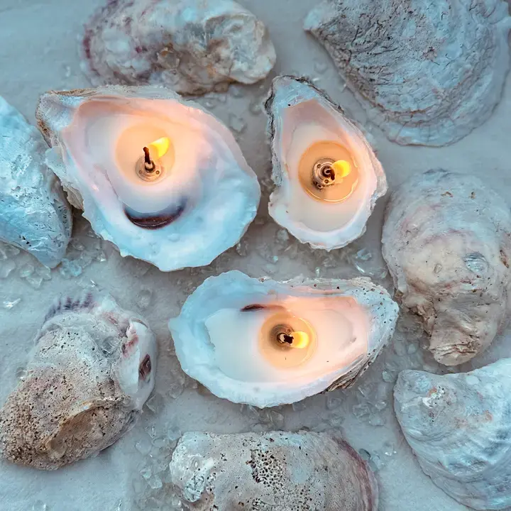 Thumbnail: Oyster Gift Set of 3 Candles