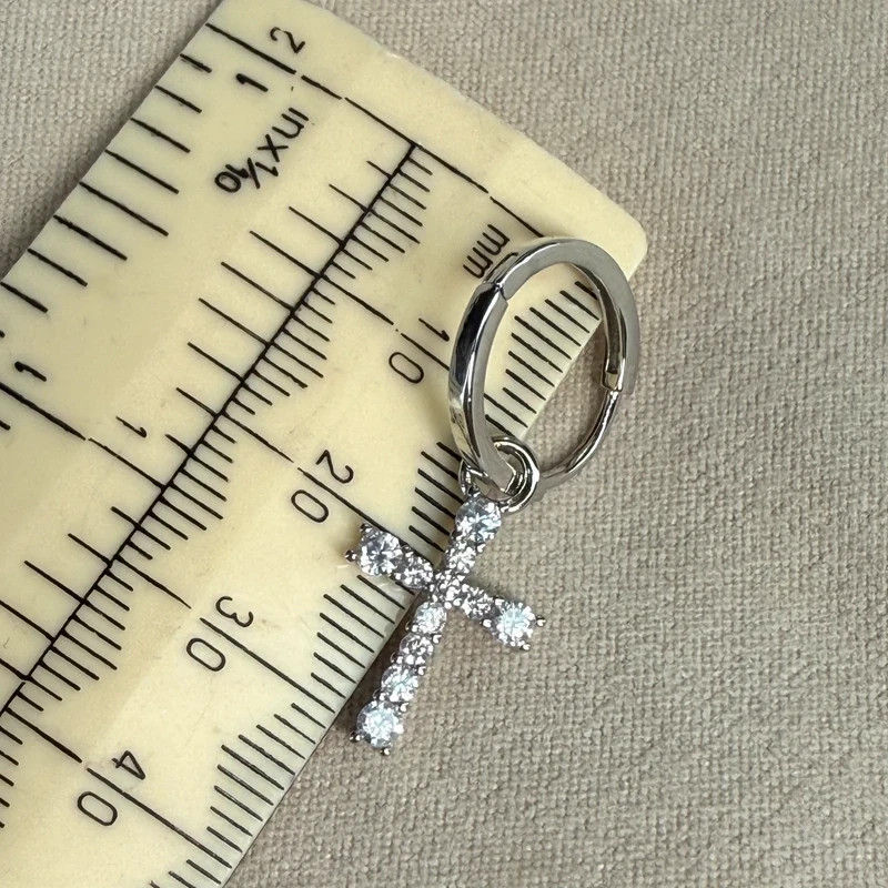 Thumbnail: Sparkling Cross Hoop Earrings - Sterling Silver 925