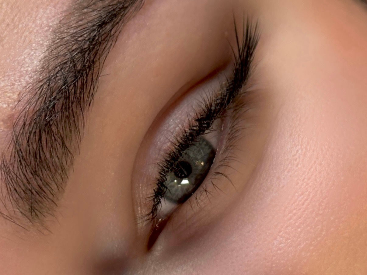 Eye Liner Effect & Fox Eye Masterclass