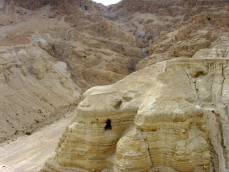 Israelische Archäologen finden weitere Höhle in Qumran