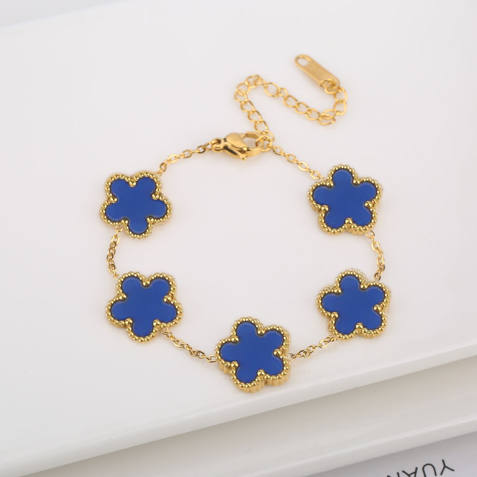 Thumbnail: Hot Sale Stainless Steel Laser Five Leaf Flower Petal Adjustable Clover Bracelet