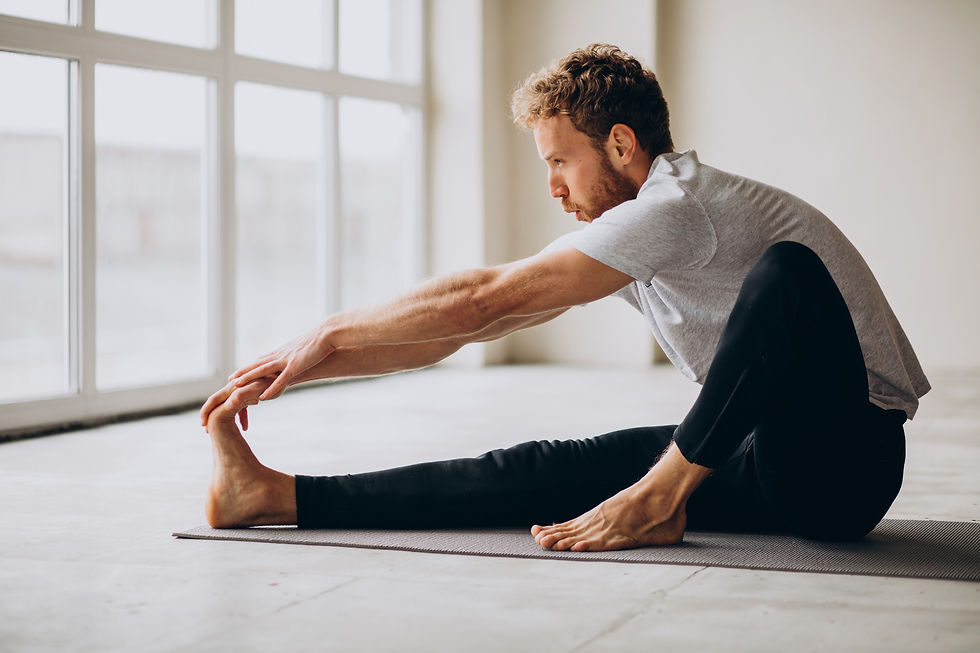 Hombre practicando yoga