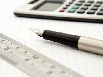 Erlang still dominates contact center staffing. Abandonment and retrials are where many models break down.