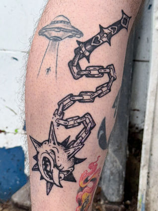 Tatuaje blackwork demonio hecho por Alex GMT 666, en Madrid, Bitacora tattoo Madrid