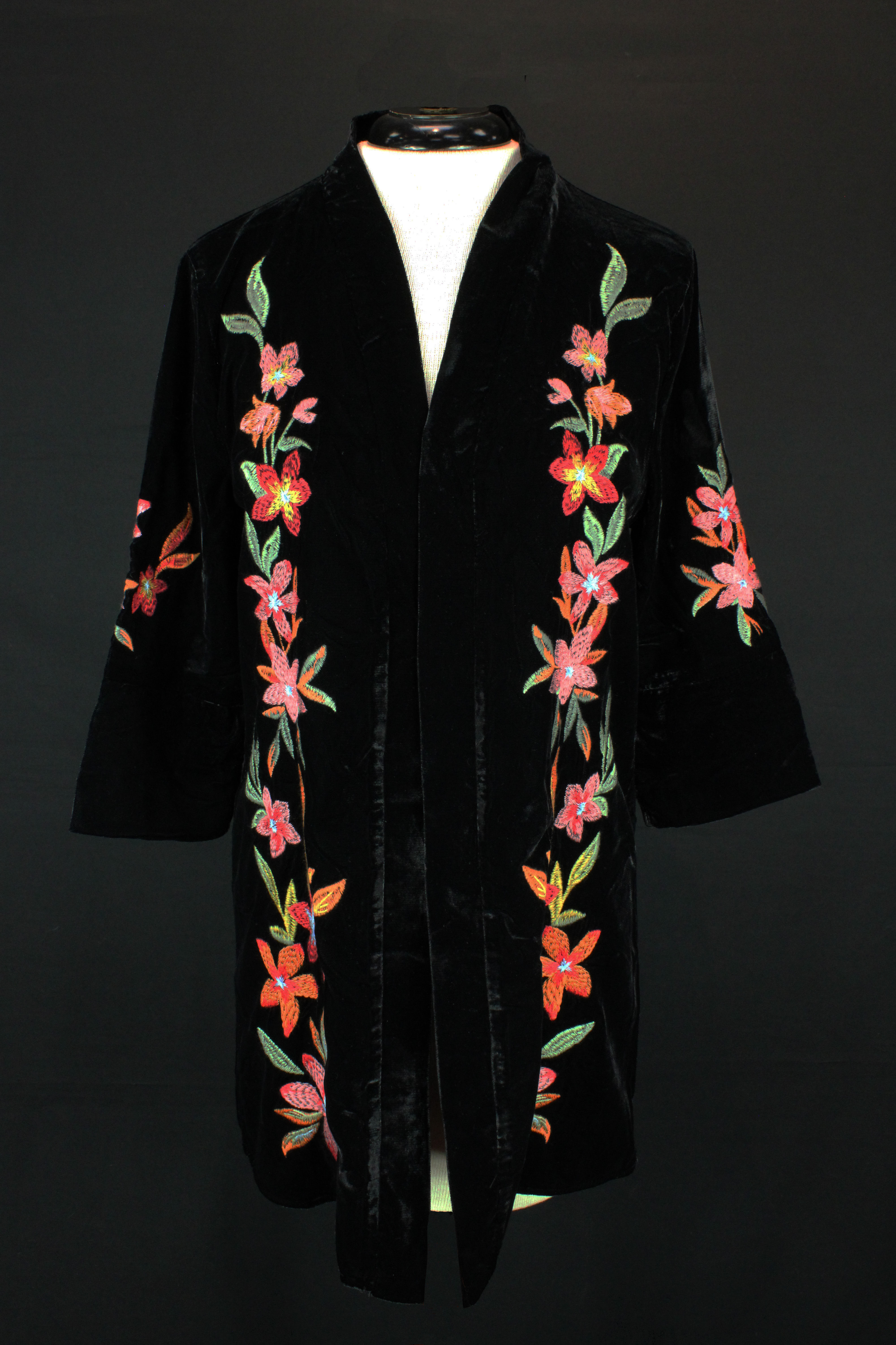 Adore Velvet Embroidery Duster