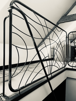 Paroi escalier en fer
