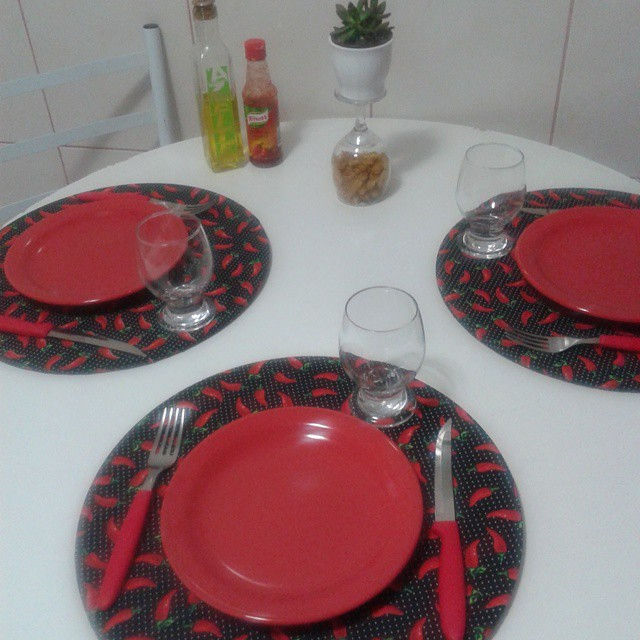Mesa Vermelha II (Jantar)