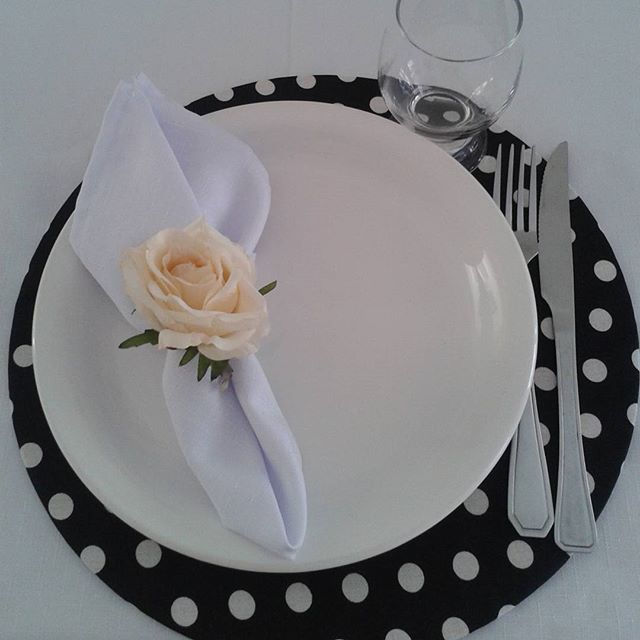 Mesa Poá P&B (Jantar)