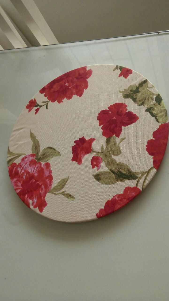 Capa Floral Vermelha