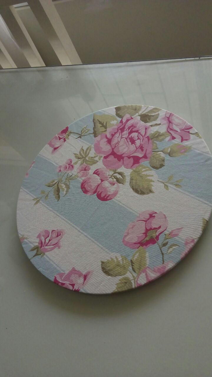 Capa Floral Rosa com Listras