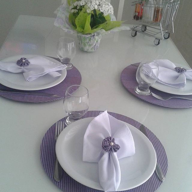 Mesa Lilás (Jantar)