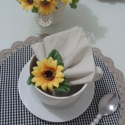 Mesa de Primavera (Sopa)