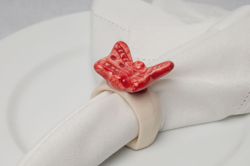 Porta-Guardanapo de Cerâmica Borboleta Vermelha Base Bege