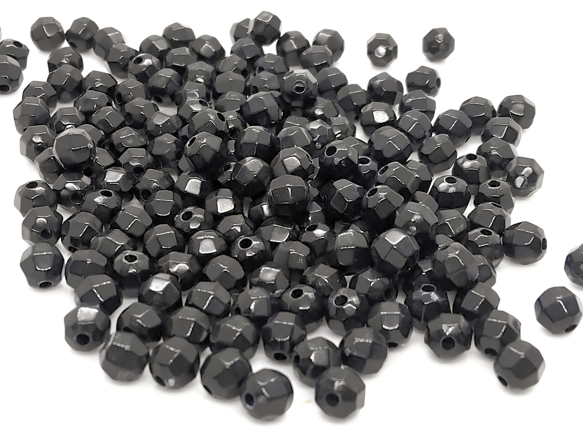 Acrylic Faceted Round Beads 6mm - Black - Pack of 50