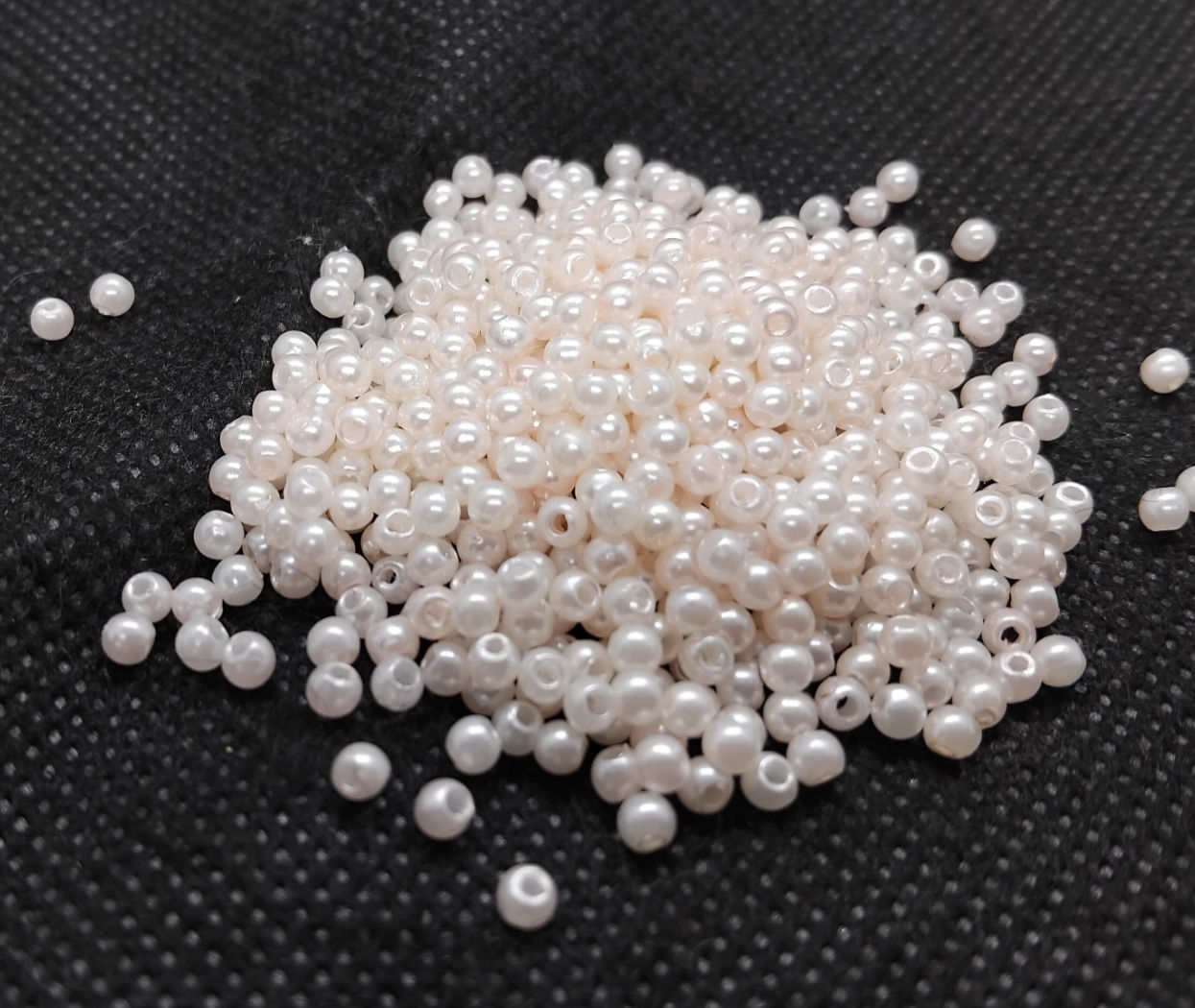 Acrylic Pearl Beads 3mm - Pale Pink - 7g Pack