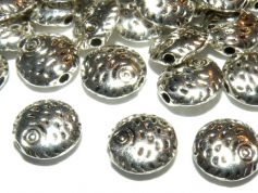 Tiny Metal Fish Beads 7x3mm - Silver - Pack of 20