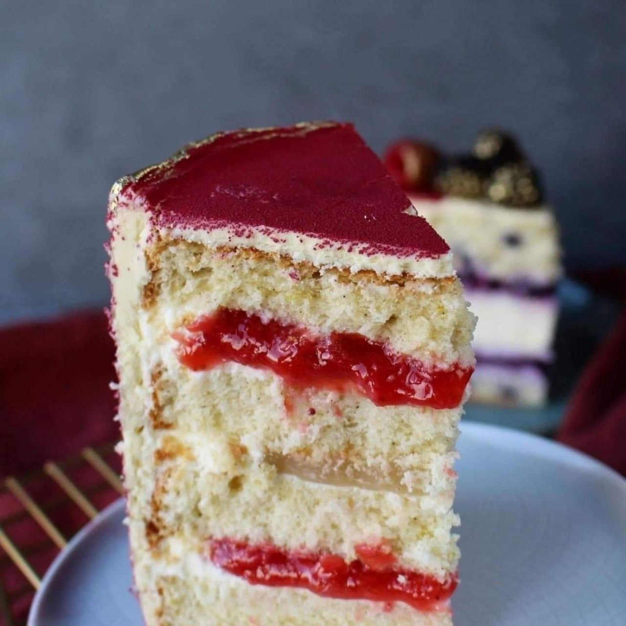Parve Vanilla, Strawberry & Lemon Cake