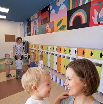 Żłobek w Międzychodzie z niższą opłatą dzięki aż dwóm dotacjom: świeże posiłki i zajęcia ruchowo-sensoryczne, które wspierają rozwój dziecka