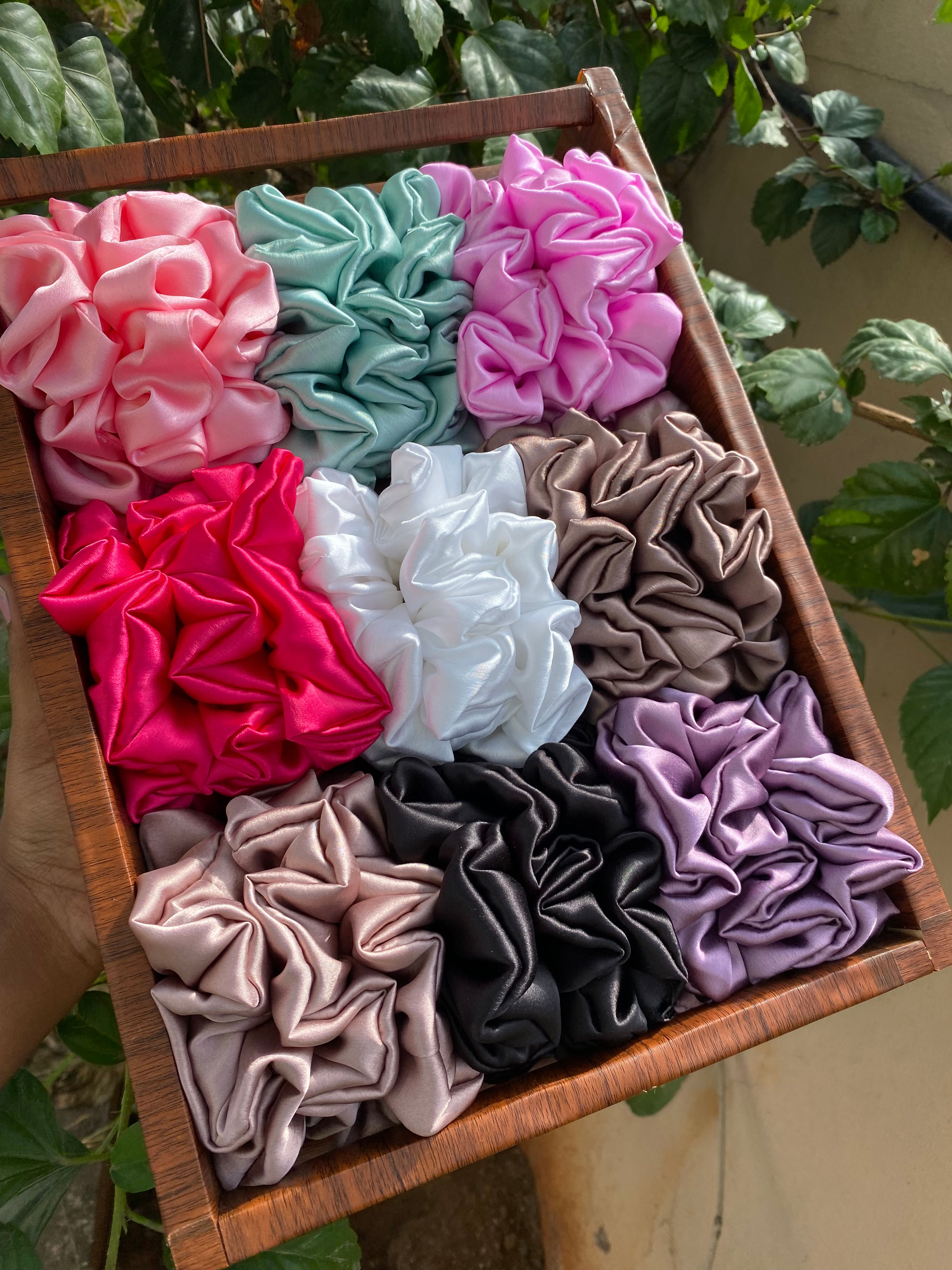 9 Scrunchies Combo Set