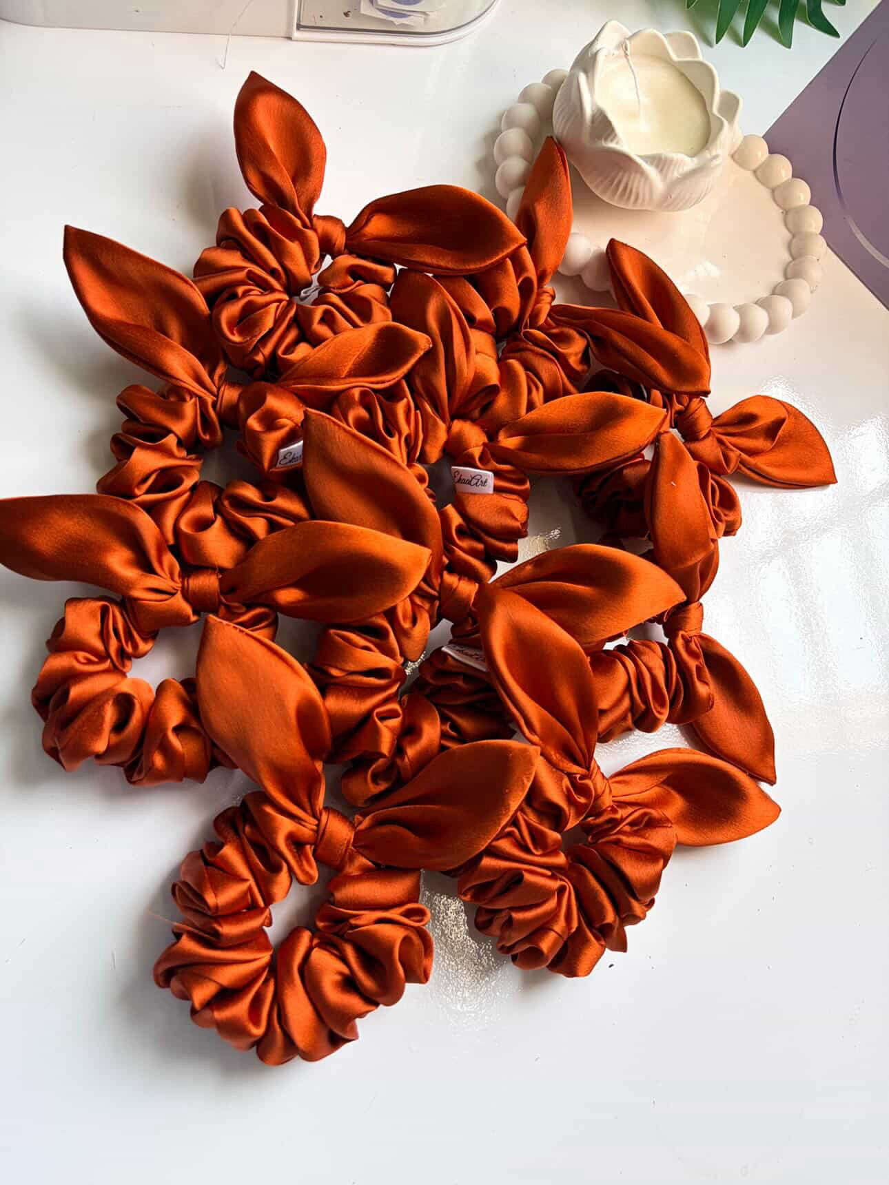 BUNNY SCRUNCHIES