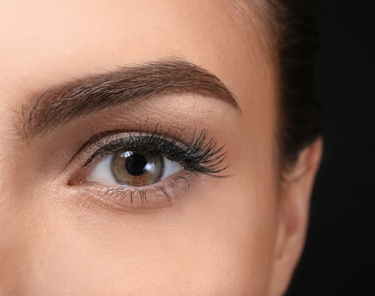 epilation cire sourcils