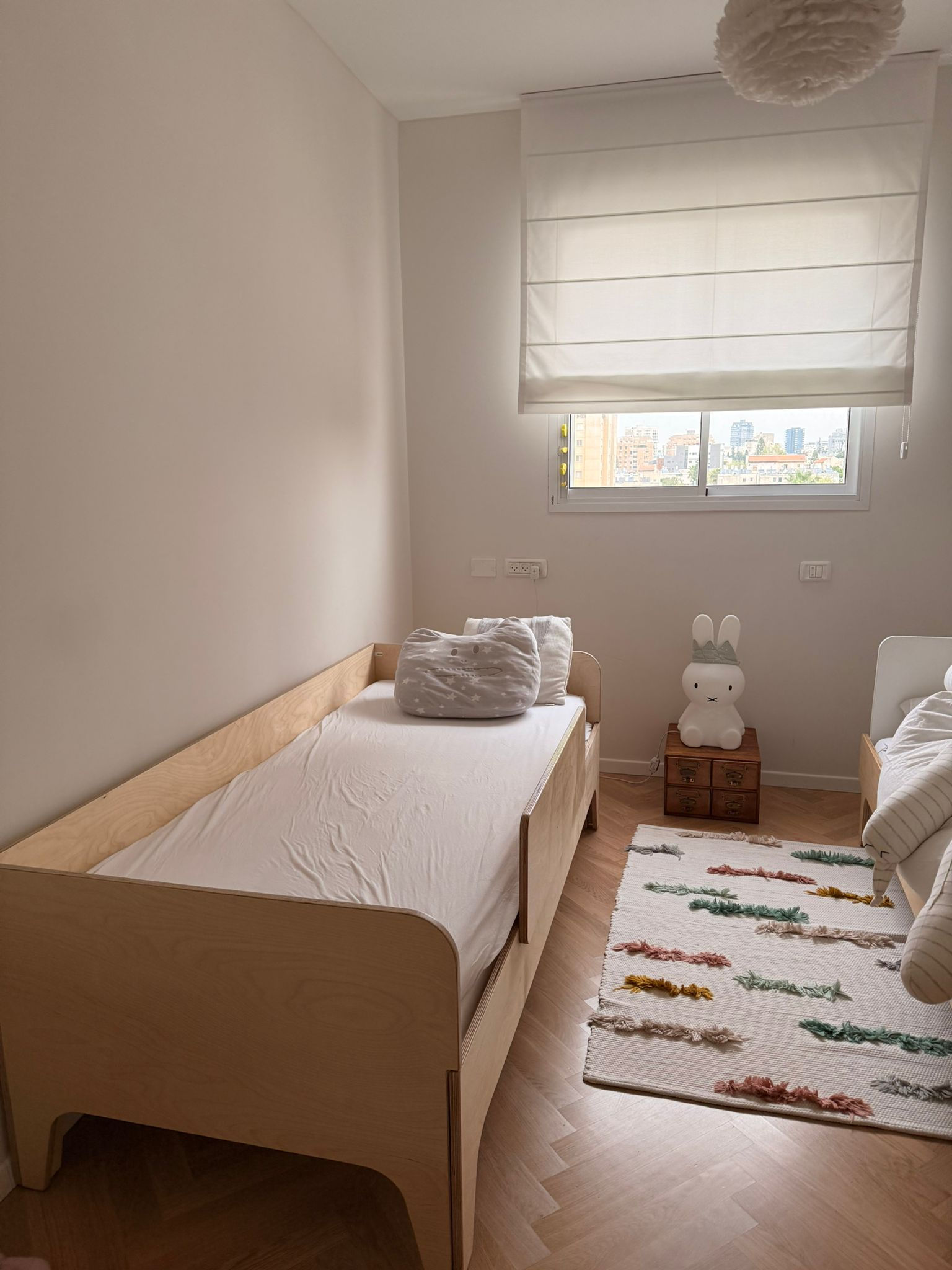 מיטת חבר אליס-נפתחת למיטה זוגית