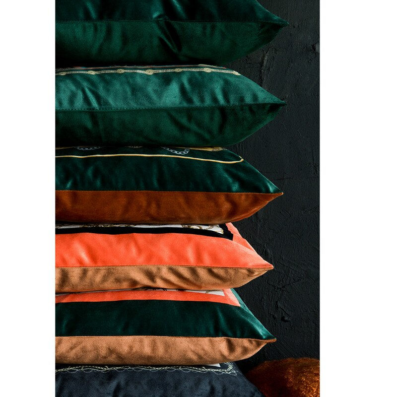 תמונה ממוזערת: Luxury Velvet Animal Cushion Cover 