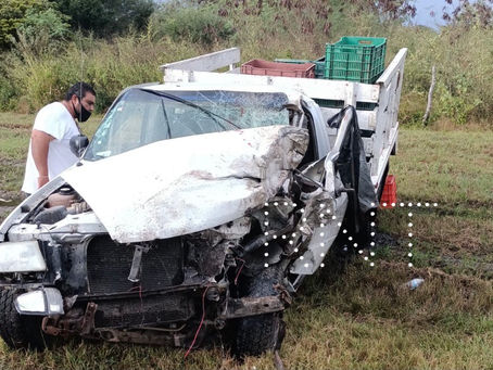 Iba en contra ruta en la Carretera; Choca con Camión de frente