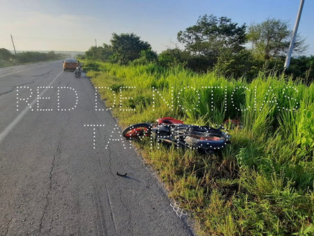 Dos muertos deja accidente de motocicleta y camioneta