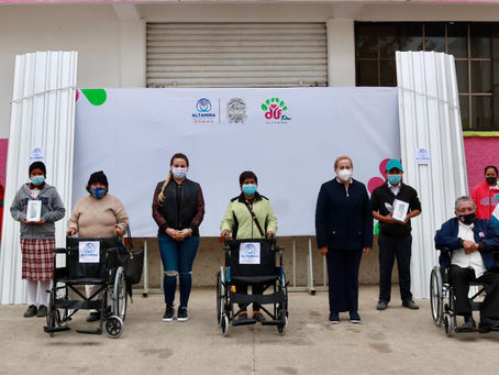 Apoya Gobierno Municipal y DIF Altamira a familias con sillas de ruedas y láminas