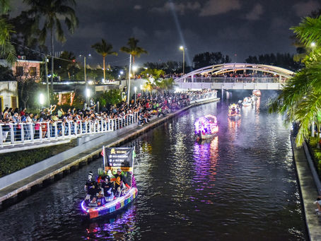 Celebran Miles de Tampiqueños Procesión Náutica de Día de Muertos