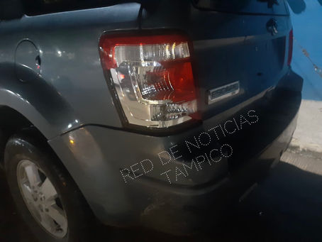 Sra TÓXICA va y choca coche de su EX