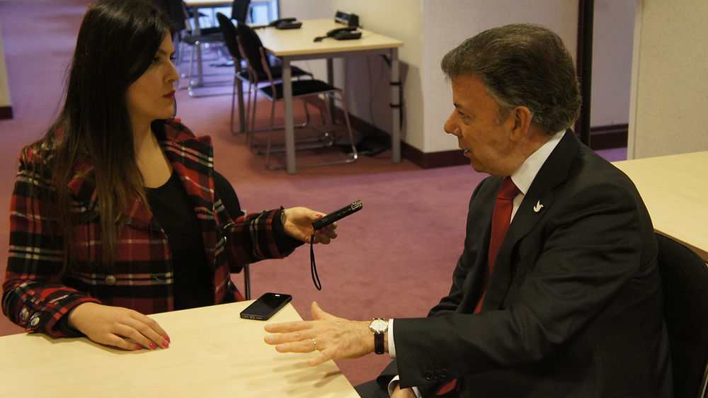Lorena Beltrán, periodista bilingüe, entrevista.