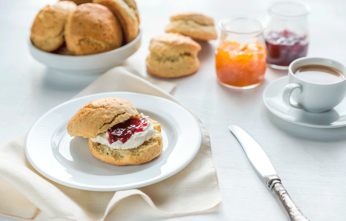 Aprenda a fazer scones, tradição britânica fácil e deliciosa para saborear com geleias