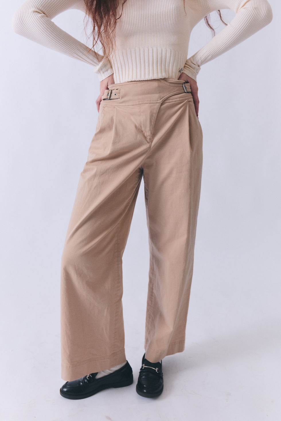 Thumbnail: Beige buckle pants