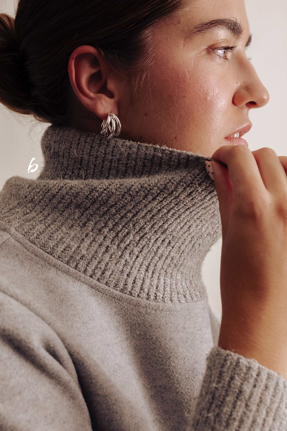 Thumbnail: Triple hoop earrings