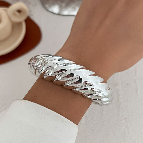 Fashion Irregular Geometric Plastic Cuff Bracelets for Women