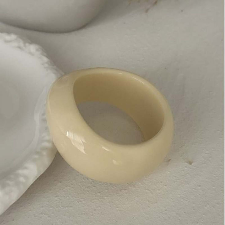 Vintage White Pink Irregular Acrylic Resin Chunky Bangles for Women