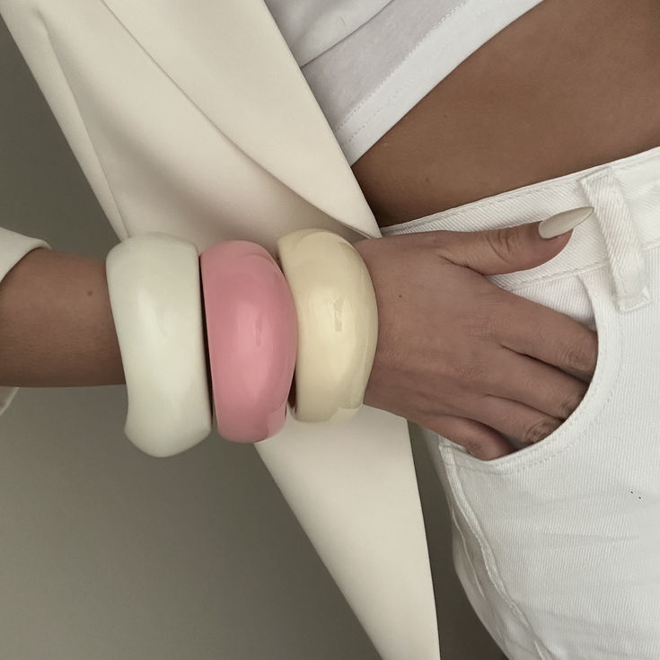 Vintage White Pink Irregular Acrylic Resin Chunky Bangles for Women