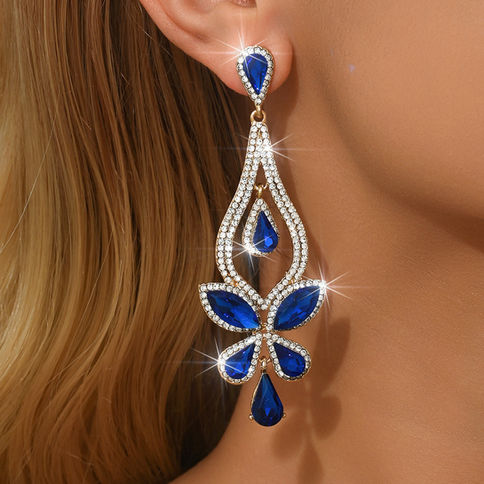 Cross border exaggerated earrings, female leaf earrings, versatile and high-end
