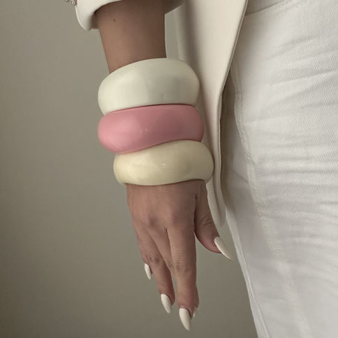 Vintage White Pink Irregular Acrylic Resin Chunky Bangles for Women