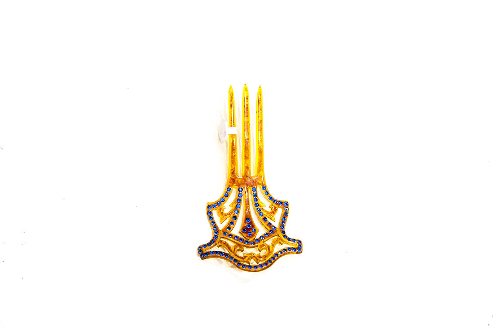 Thumbnail: Comb through