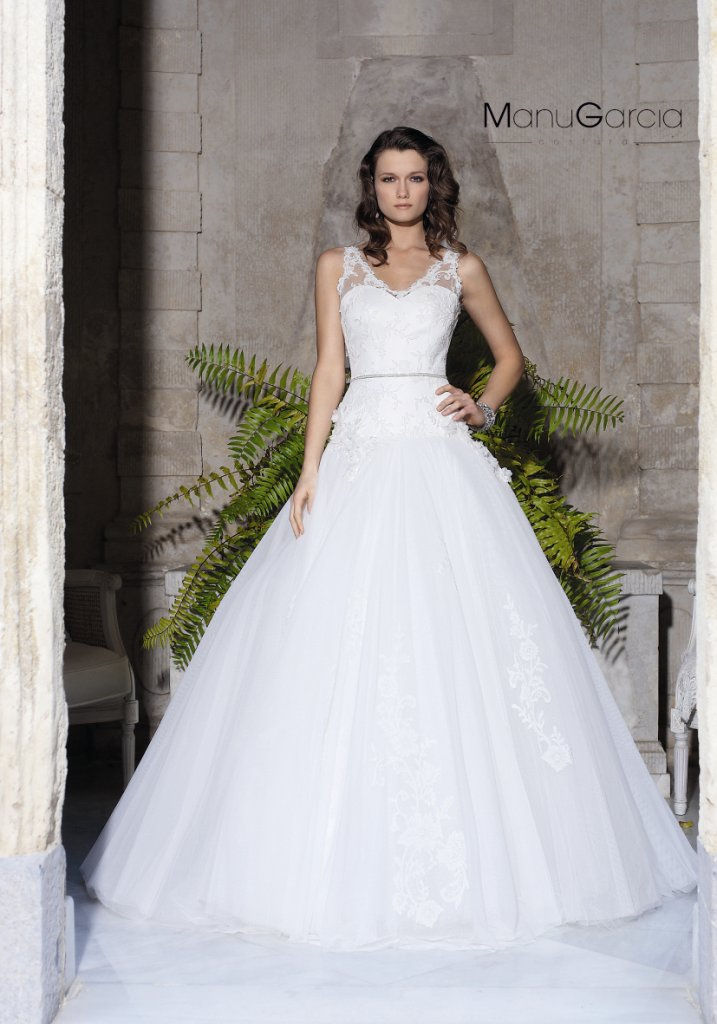 Miniatura: MG0414 - Vestido de Novia - Manugarcia