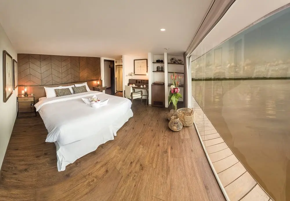 Zafiro-Luxury-Amazon-Cruise_Suite_FirstDeck-1.webp