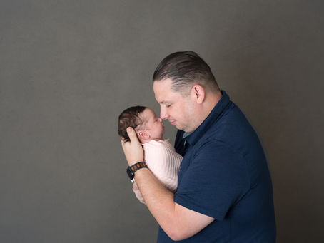 "Why Dads Should Be Part of Newborn Photo Sessions: Capturing Precious Moments as a Family"